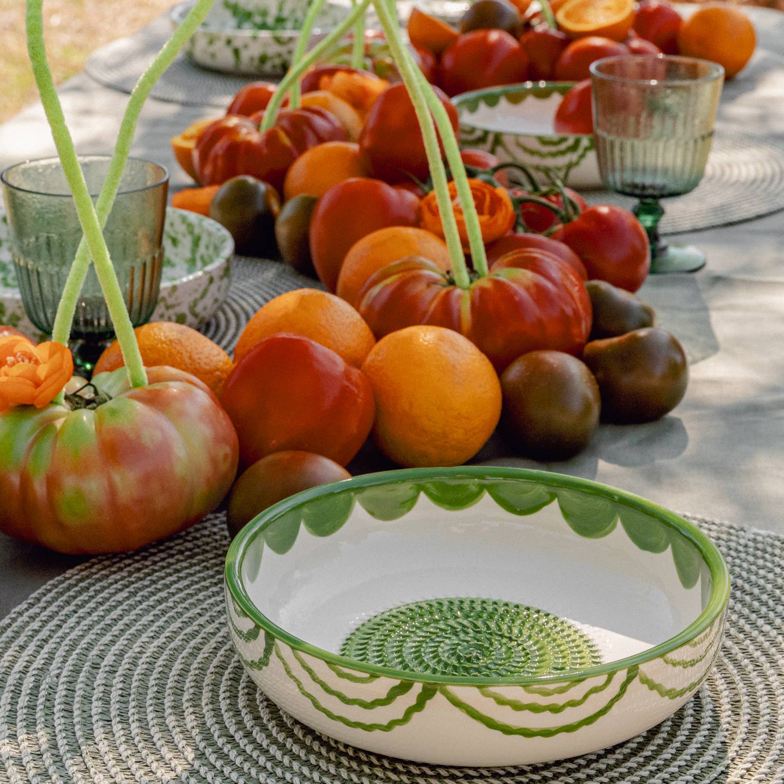 Средна керамична чинийка-ренде Есмералда